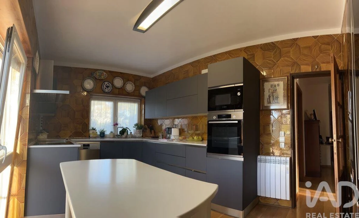 Apartamento T3 para Venda em Leiria, Pousos, Barreira e Cortes Foto 11