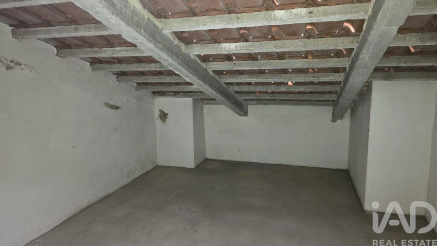 Apartamento T3 para Venda em Cadaval e Pêro Moniz Foto 11