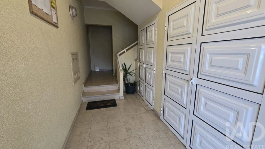 Apartamento T3 para Venda em Cadaval e Pêro Moniz Foto 10