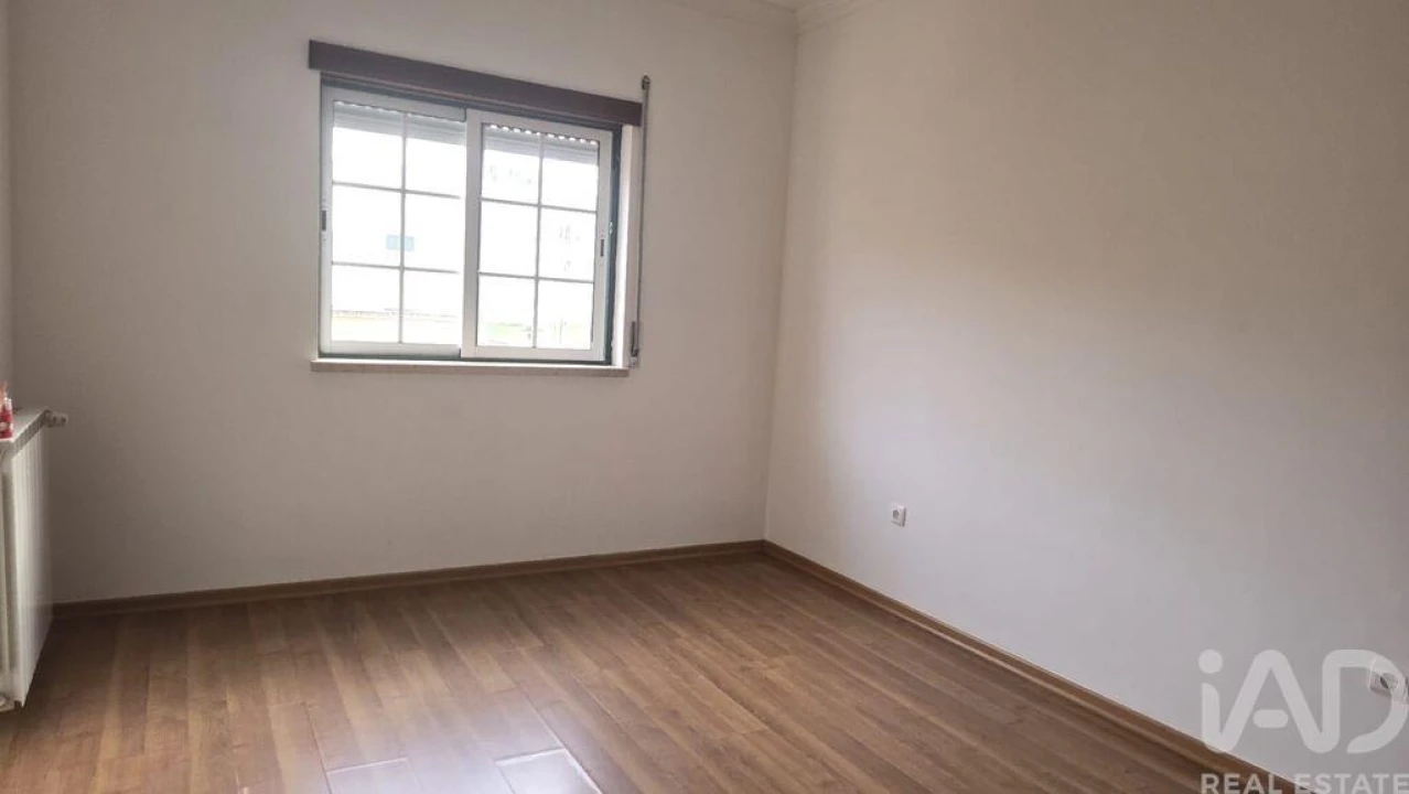 Apartamento T3 para Venda em Cadaval e Pêro Moniz Foto 6