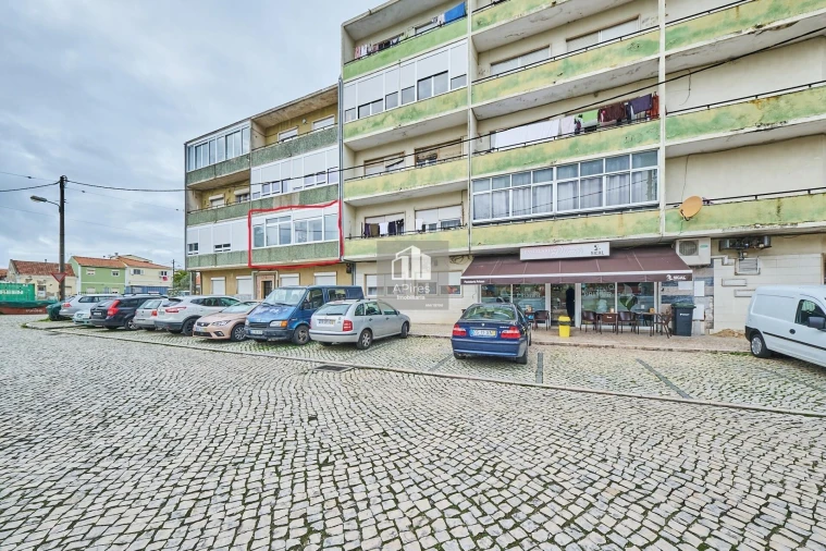 Apartamento T2 para Venda em Caparica e Trafaria Foto 22