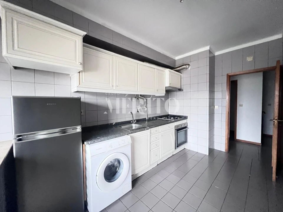Apartamento T2 para Venda em São Vitor (Braga) Foto 2