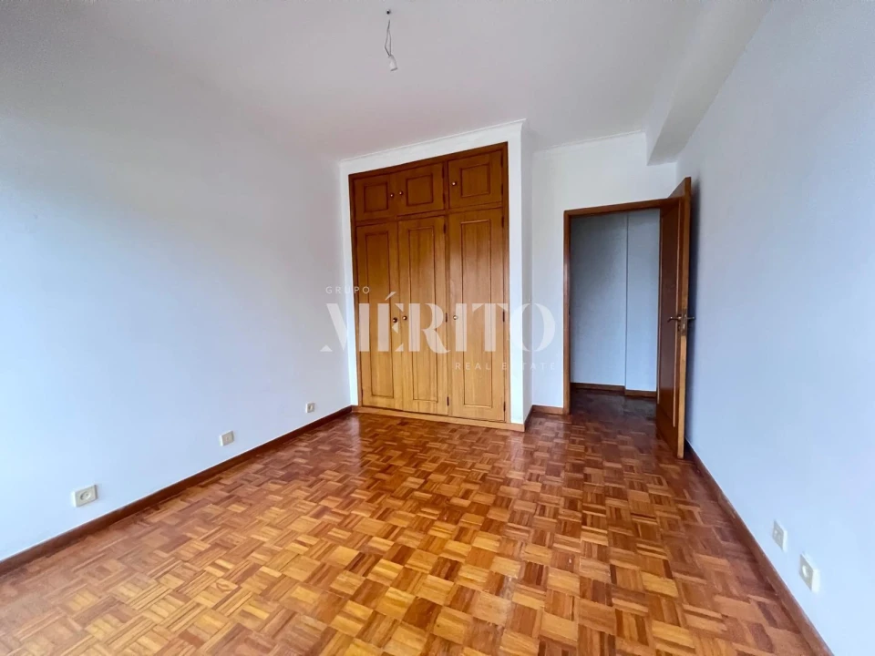 Apartamento T2 para Venda em São Vitor (Braga) Foto 6