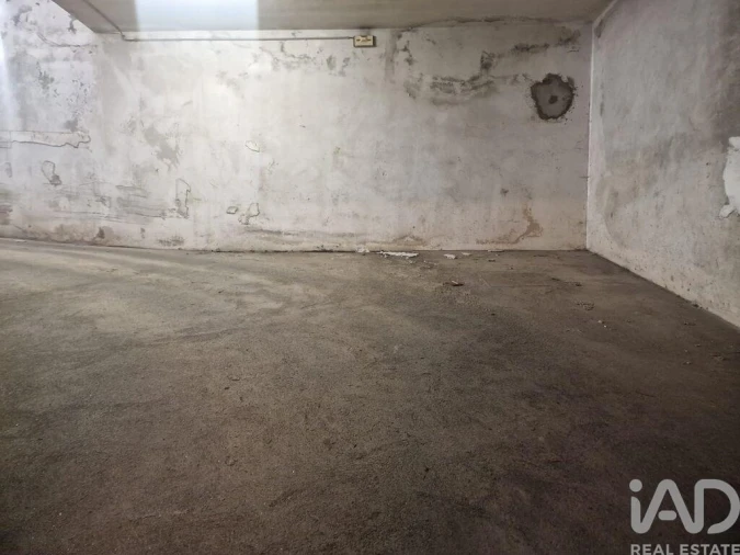 Garagem para Venda em Subportela, Deocriste e Portela Susã Foto 4