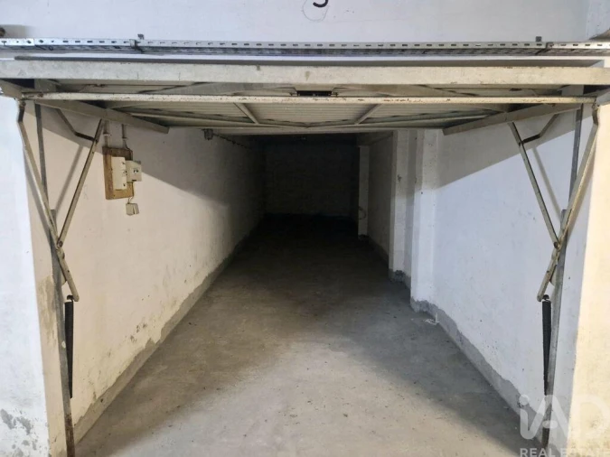 Garagem para Venda em Subportela, Deocriste e Portela Susã