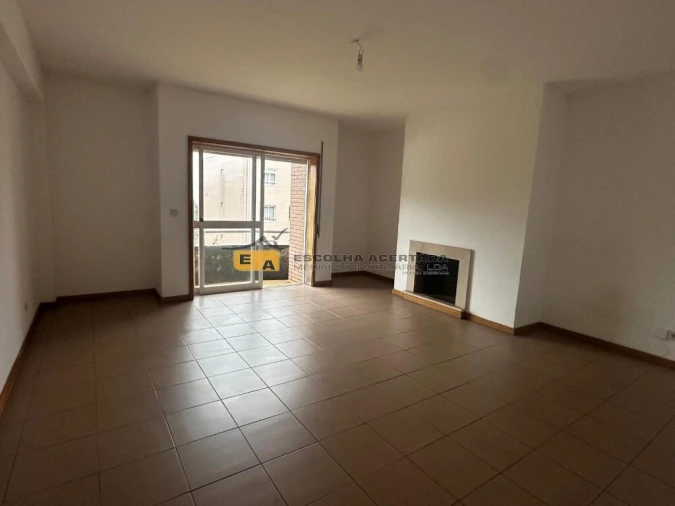 Apartamento T2 para Venda em Fânzeres e São Pedro da Cova Foto 1