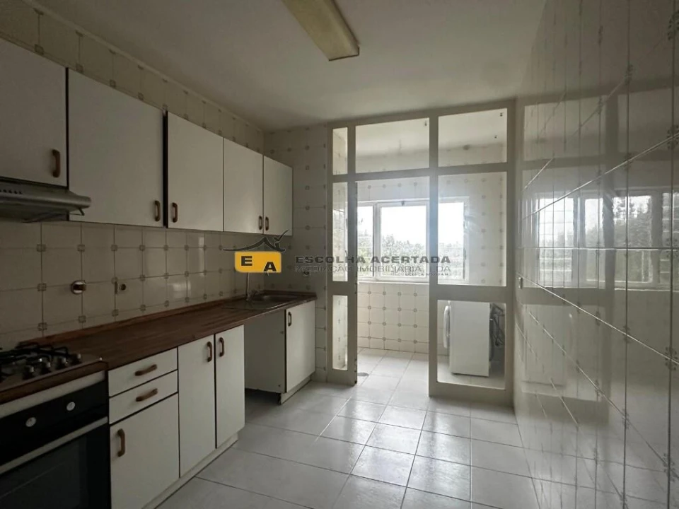 Apartamento T2 para Venda em Fânzeres e São Pedro da Cova Foto 5