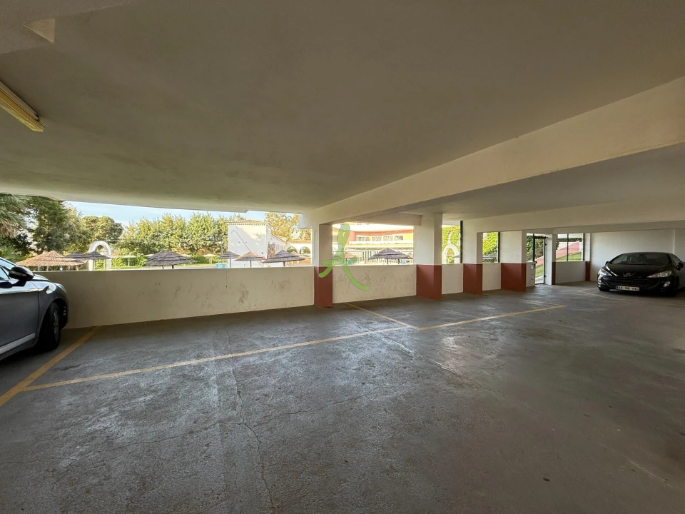 Apartamento T1 para Arrendamento em Portimão Foto 24