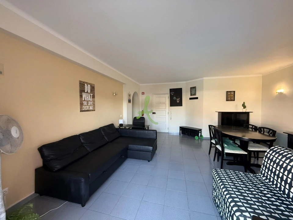 Apartamento T1 para Arrendamento em Portimão Foto 6