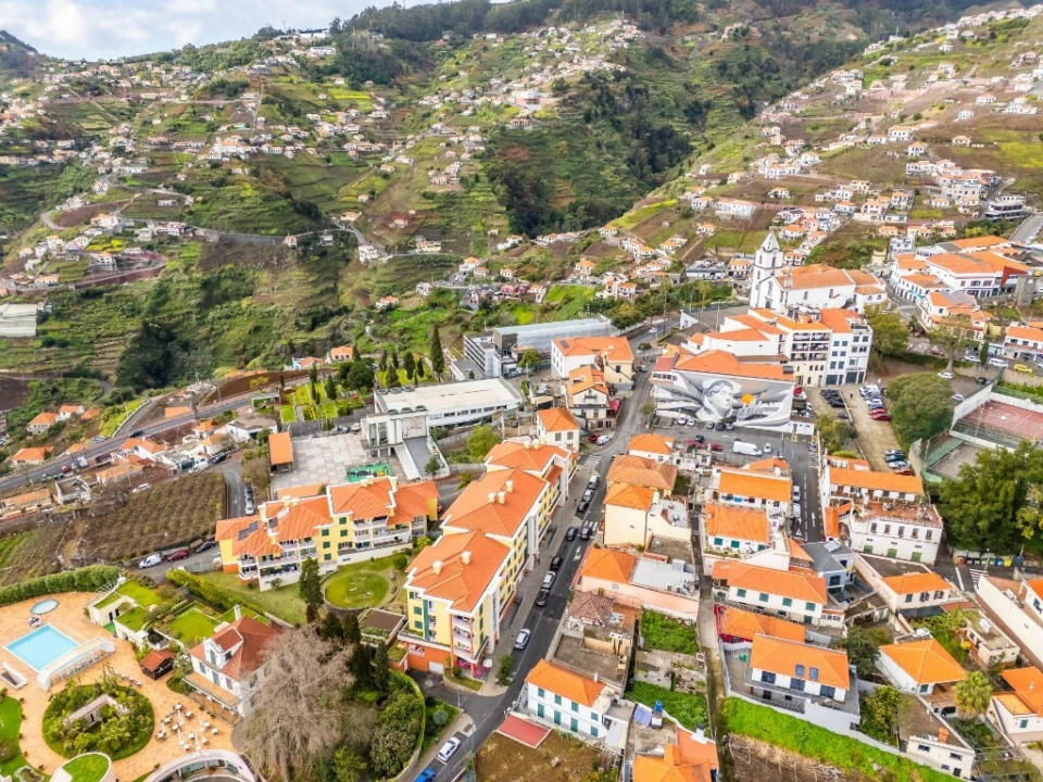 Apartamento T3 para Venda em Estreito de Camara de Lobos Foto 42