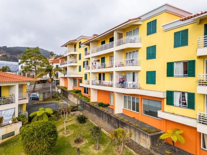 Apartamento T3 para Venda em Estreito de Camara de Lobos Foto 55