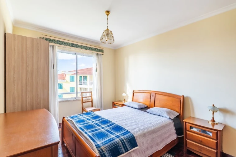 Apartamento T3 para Venda em Estreito de Camara de Lobos Foto 14