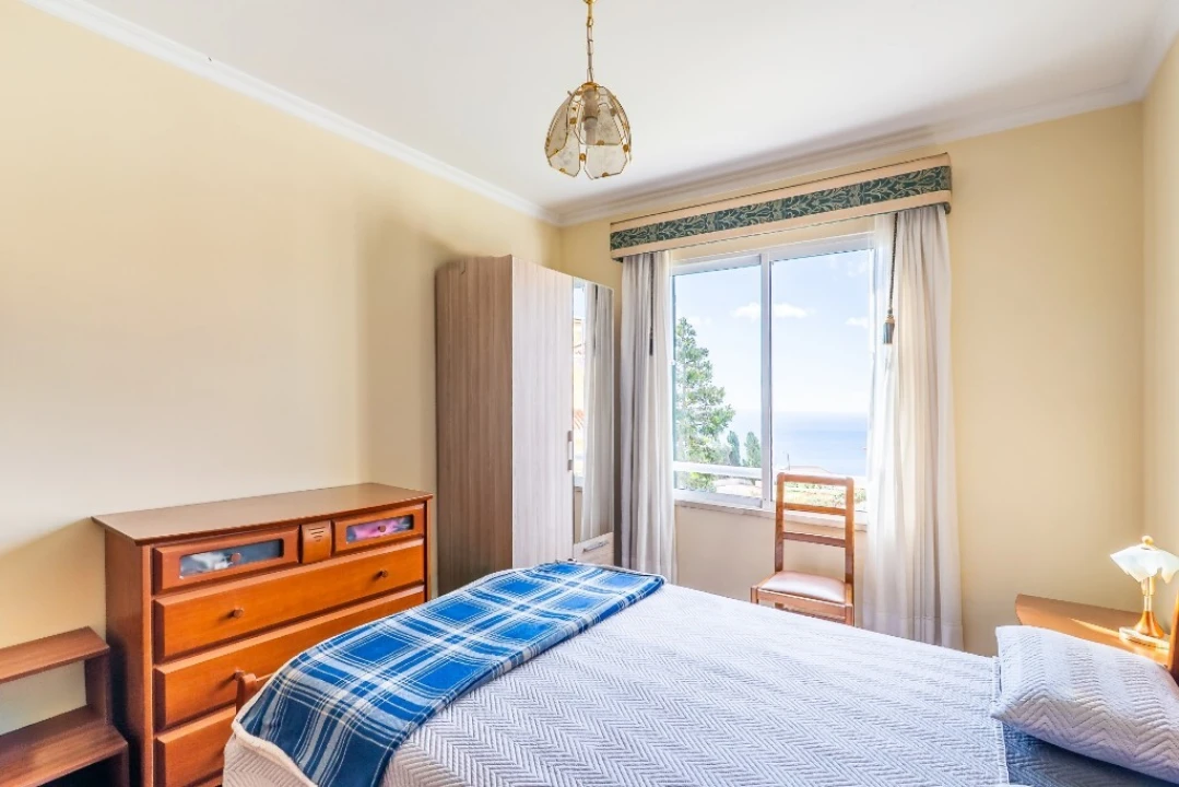 Apartamento T3 para Venda em Estreito de Camara de Lobos Foto 15