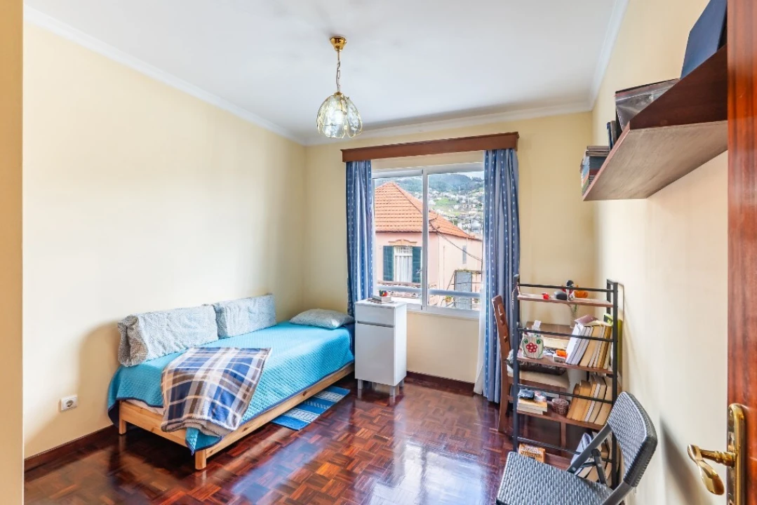 Apartamento T3 para Venda em Estreito de Camara de Lobos Foto 20