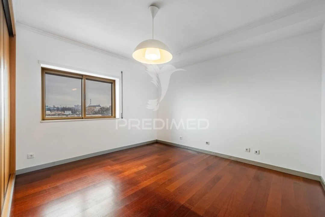 Apartamento T3 para Venda em Custóias, Leça do Balio e Guifões Foto 15