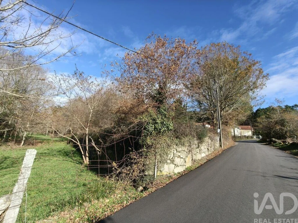 Terreno para Venda em Covas Foto 1