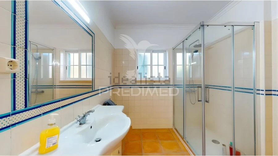 Moradia T4 para Venda em Sesimbra (Castelo) Foto 12