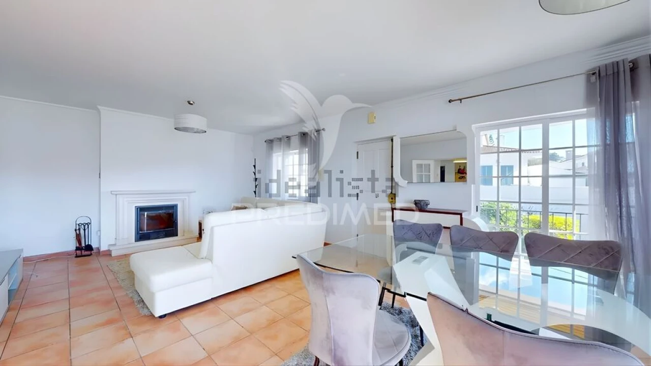 Moradia T4 para Venda em Sesimbra (Castelo) Foto 3