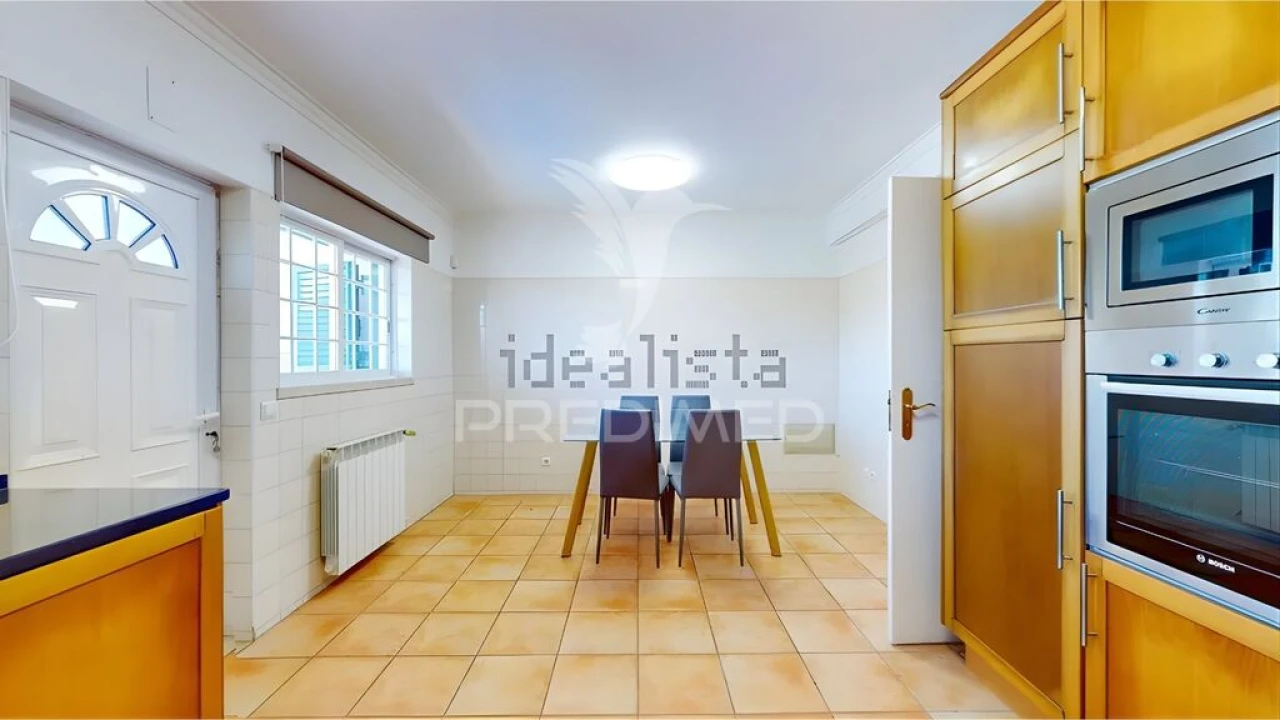 Moradia T4 para Venda em Sesimbra (Castelo) Foto 17