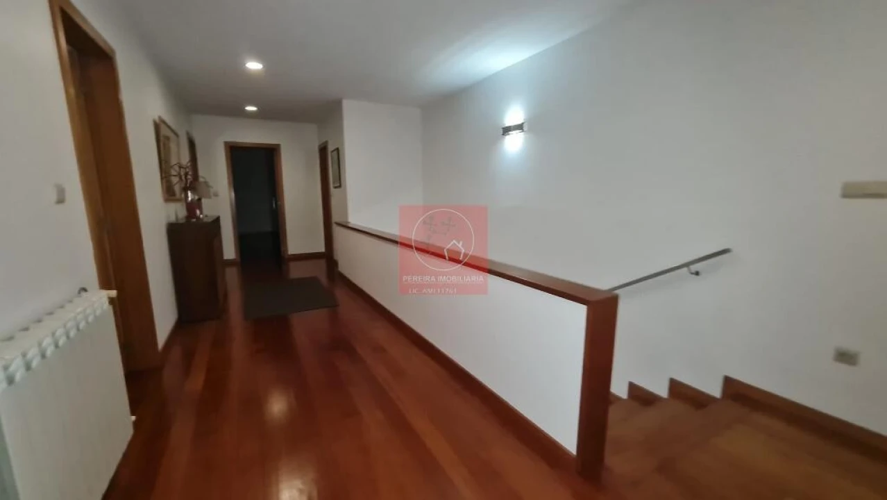 Moradia T3 para Venda em Lijo Foto 22