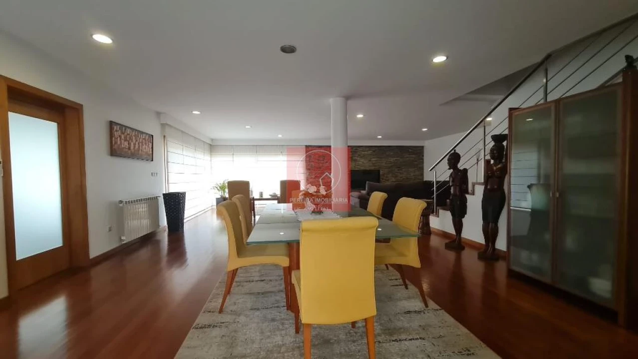 Moradia T3 para Venda em Lijo Foto 26