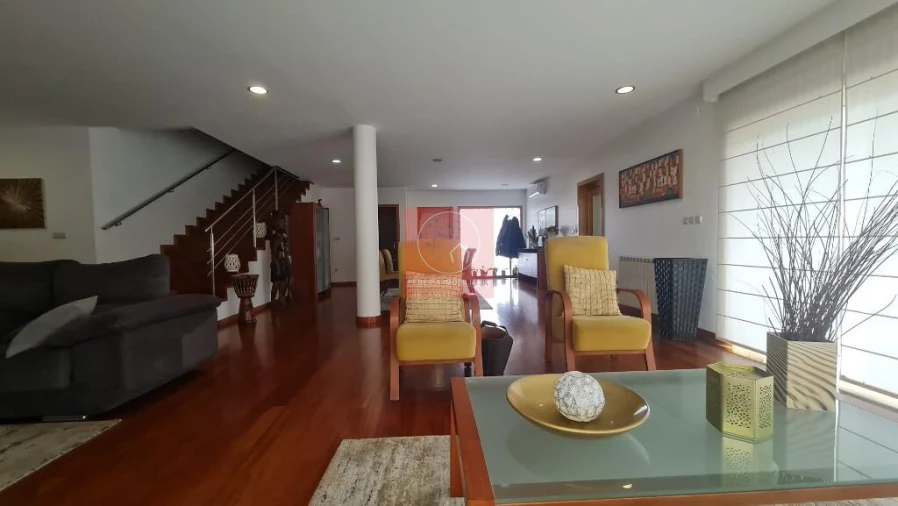 Moradia T3 para Venda em Lijo Foto 28