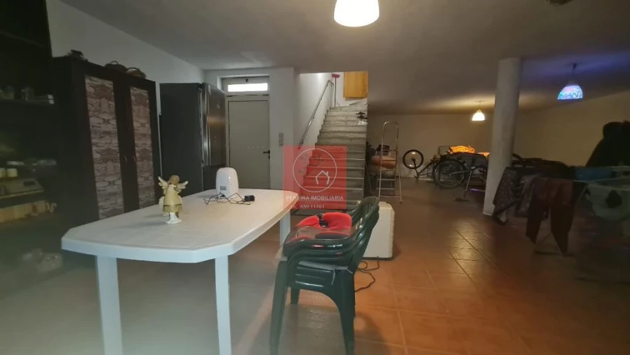 Moradia T3 para Venda em Lijo Foto 8