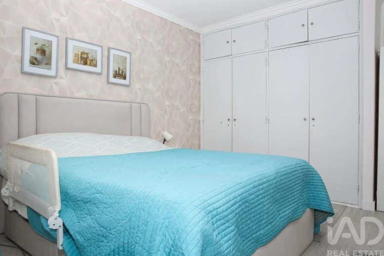 Apartamento T3 para Venda em Massamá e Monte Abraão Foto 2