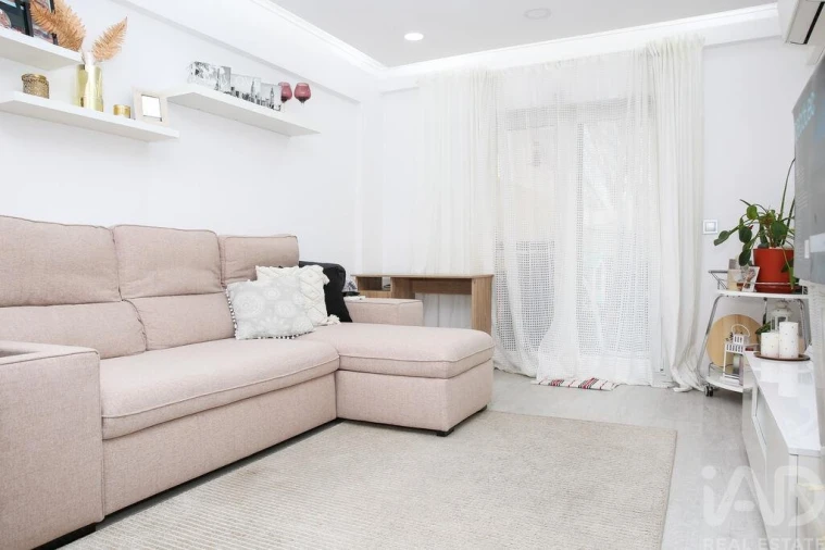 Apartamento T3 para Venda em Massamá e Monte Abraão Foto 21