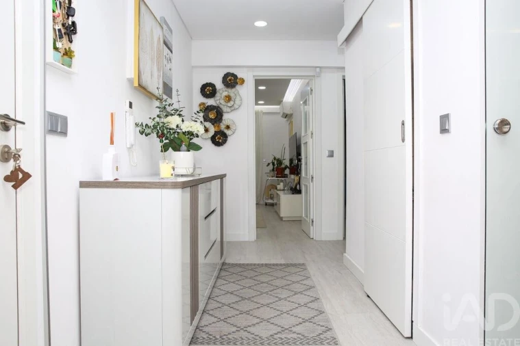 Apartamento T3 para Venda em Massamá e Monte Abraão Foto 7