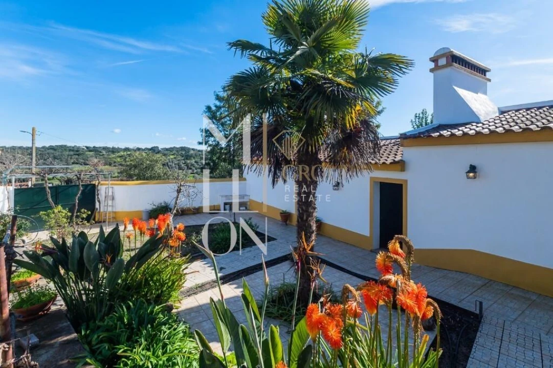 Moradia T6 para Venda em Aldeia da Mata Foto 64