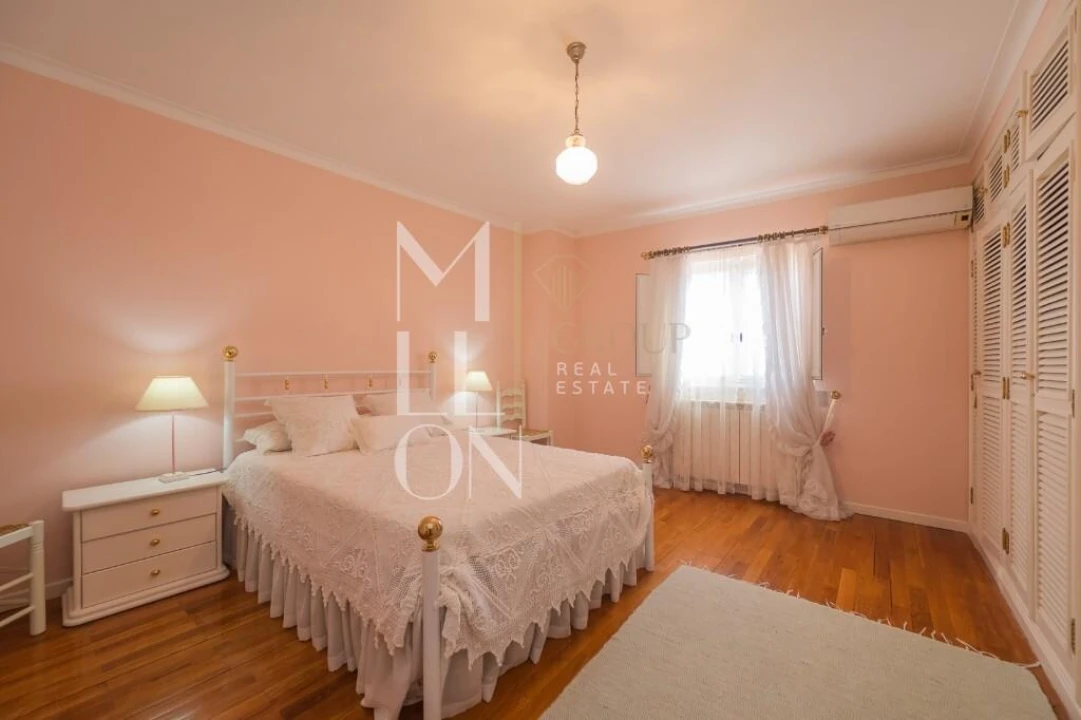 Moradia T6 para Venda em Aldeia da Mata Foto 24