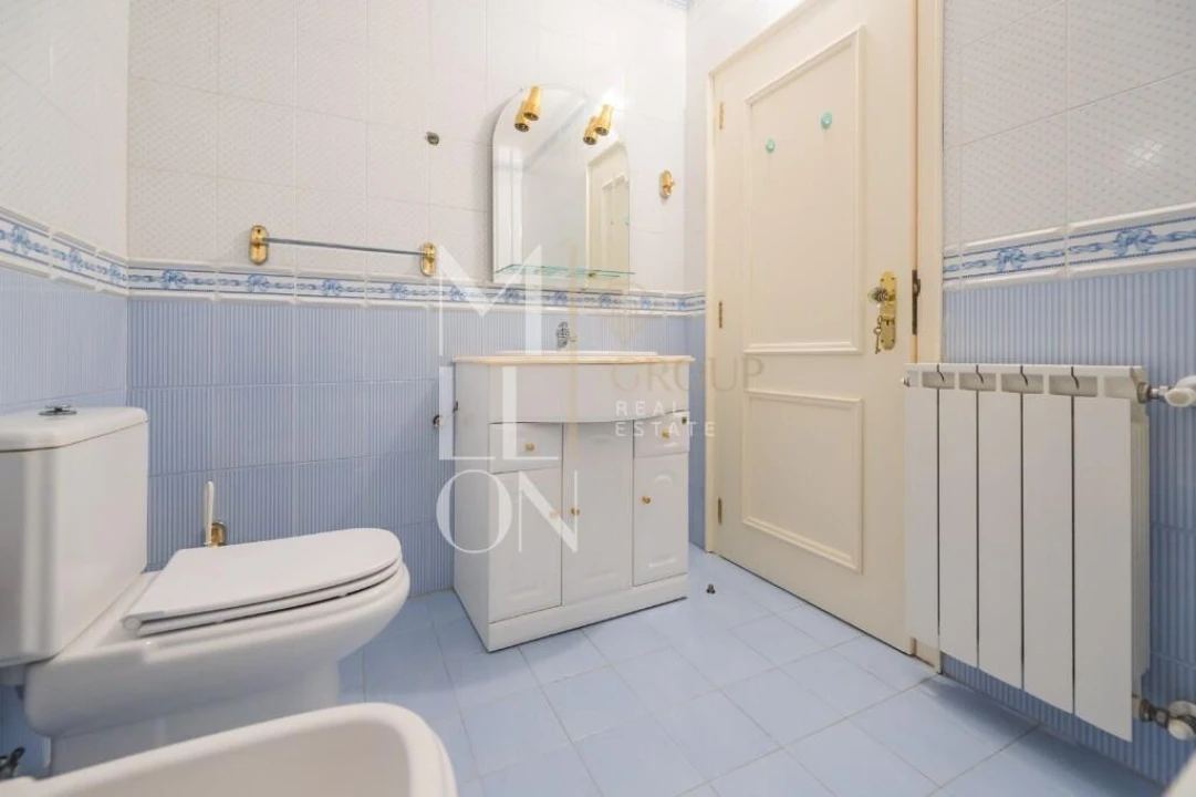 Moradia T6 para Venda em Aldeia da Mata Foto 31