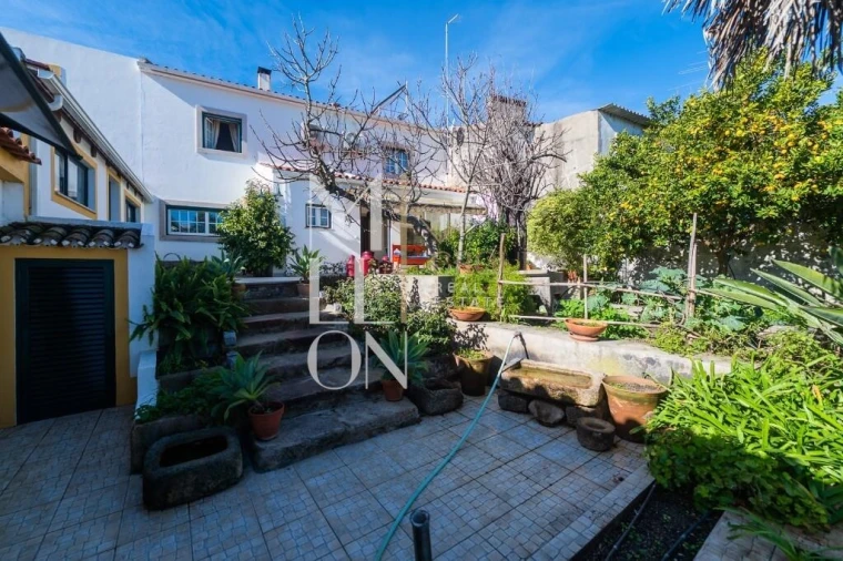 Moradia T6 para Venda em Aldeia da Mata Foto 53