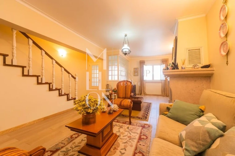 Moradia T6 para Venda em Aldeia da Mata Foto 11