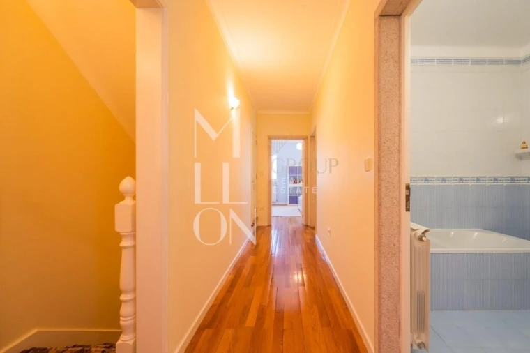 Moradia T6 para Venda em Aldeia da Mata Foto 42