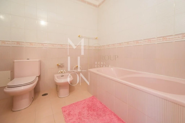 Moradia T6 para Venda em Aldeia da Mata Foto 28