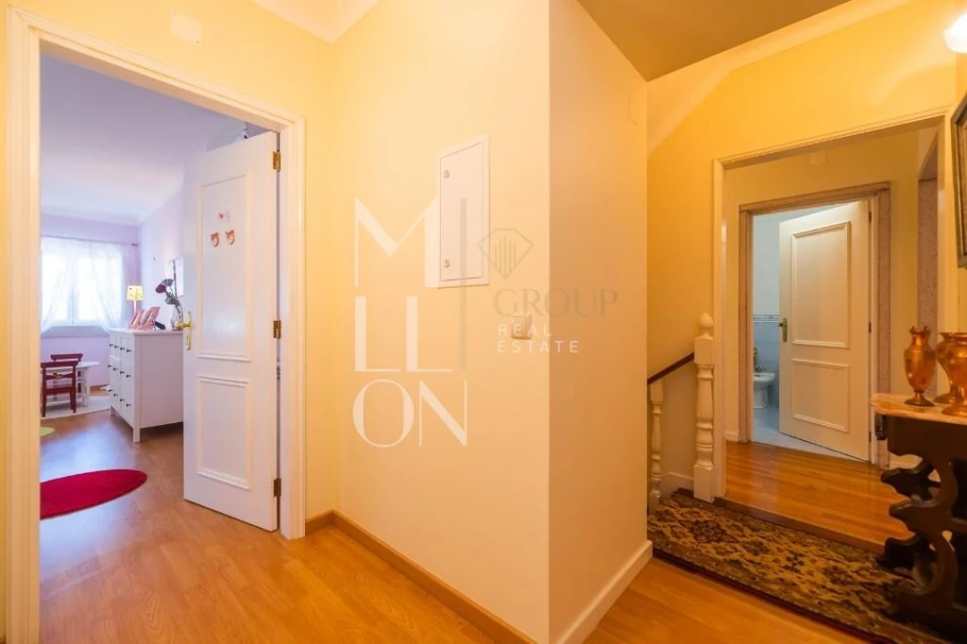 Moradia T6 para Venda em Aldeia da Mata Foto 43