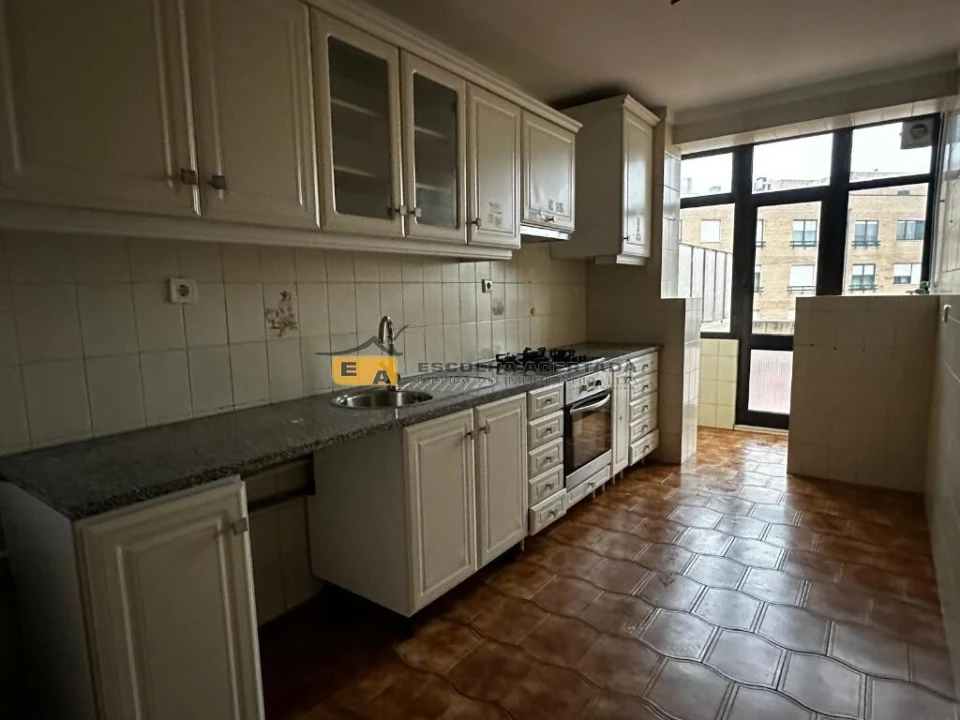 Apartamento T3 para Venda em Ermesinde Foto 4