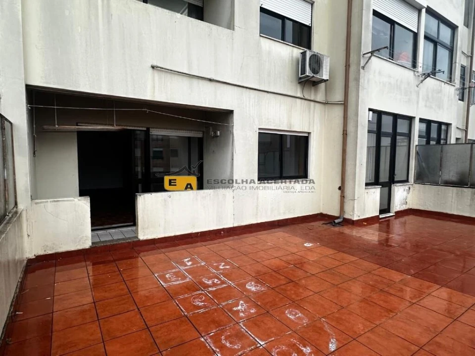 Apartamento T3 para Venda em Ermesinde Foto 2