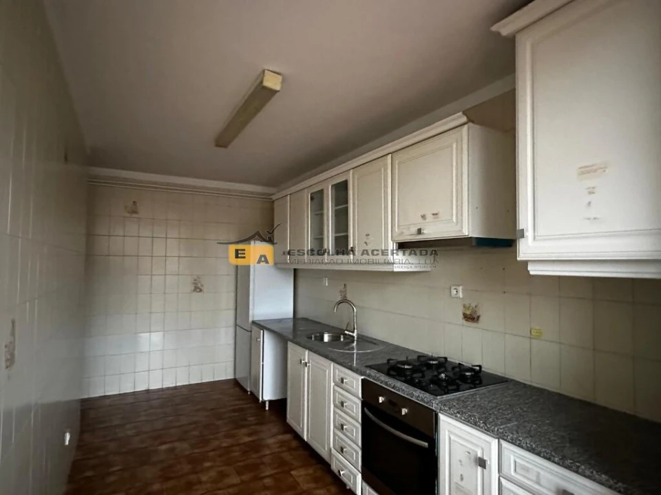 Apartamento T3 para Venda em Ermesinde Foto 3