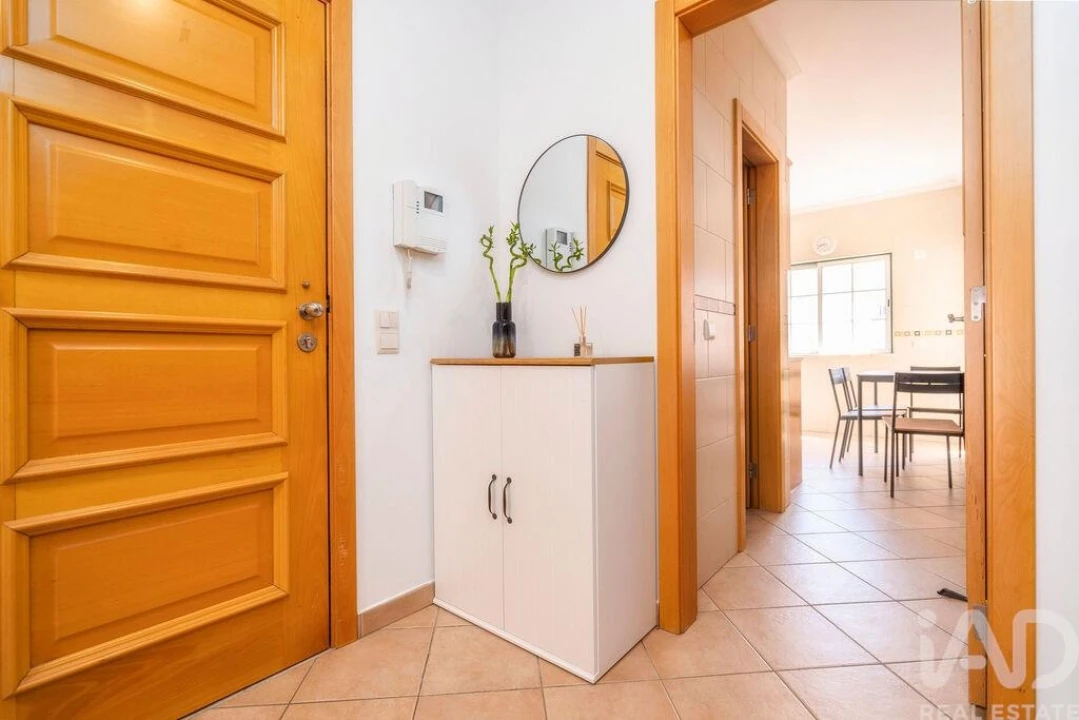 Apartamento T3 para Arrendamento em Faro (Sé e São Pedro) Foto 22