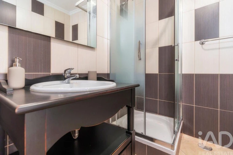 Apartamento T3 para Arrendamento em Faro (Sé e São Pedro) Foto 10