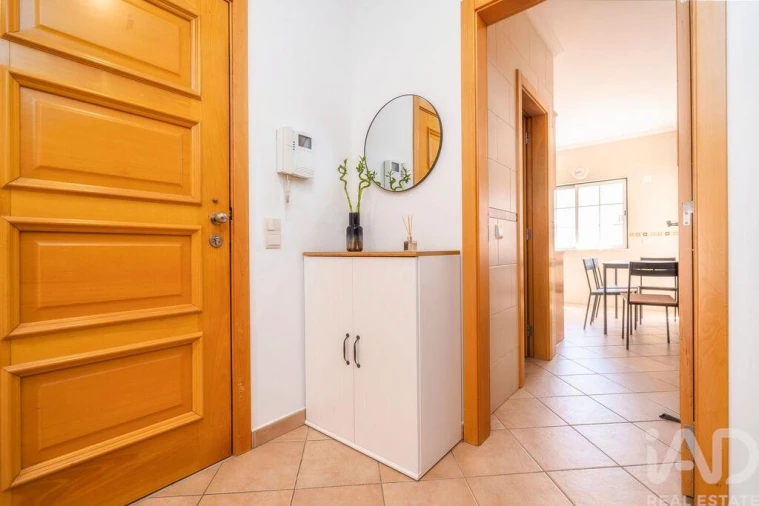 Apartamento T3 para Arrendamento em Faro (Sé e São Pedro) Foto 22