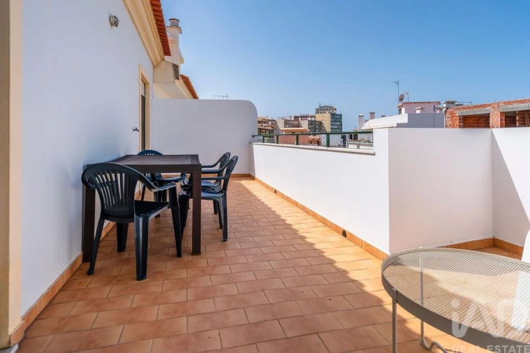 Apartamento T3 para Arrendamento em Faro (Sé e São Pedro) Foto 16