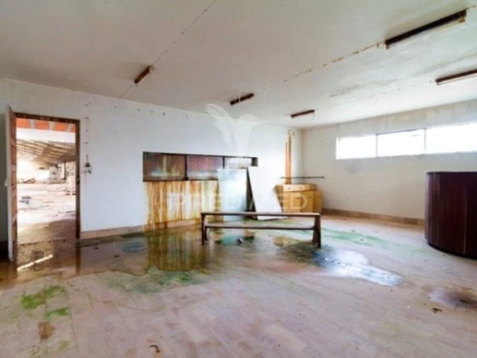 Armazém para Venda em Maceira Foto 9