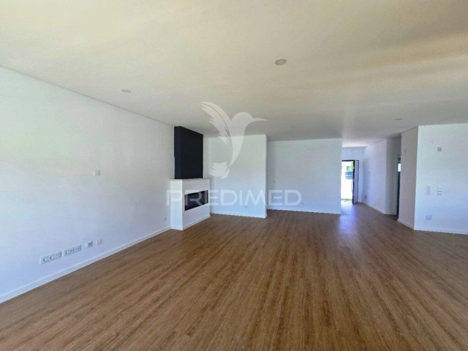 Moradia T4 para Venda em Azeitão (São Lourenço e São Simão) Foto 13