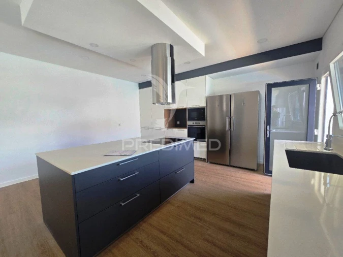 Moradia T4 para Venda em Azeitão (São Lourenço e São Simão) Foto 17