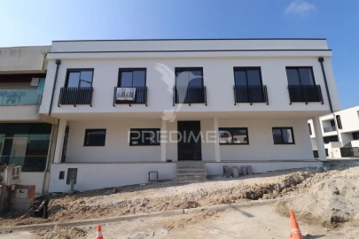 Apartamento T3 para Venda em Soutelo