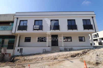 Apartamento T3 para Venda em Soutelo